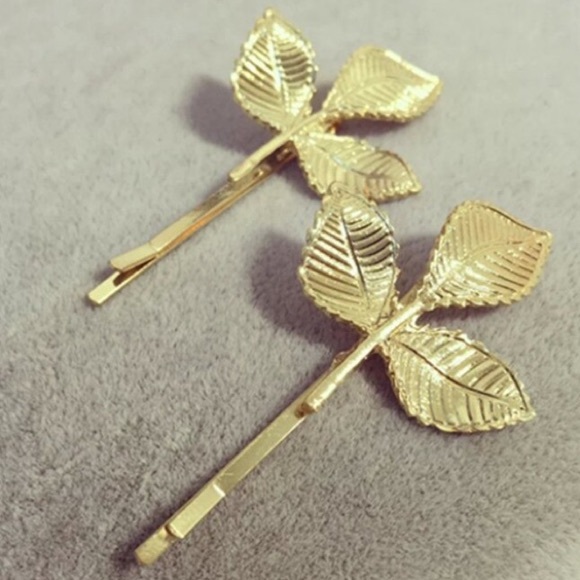 NEW 2 Piece Gold Leaf Hair Pin Set - Picture 2 of 3